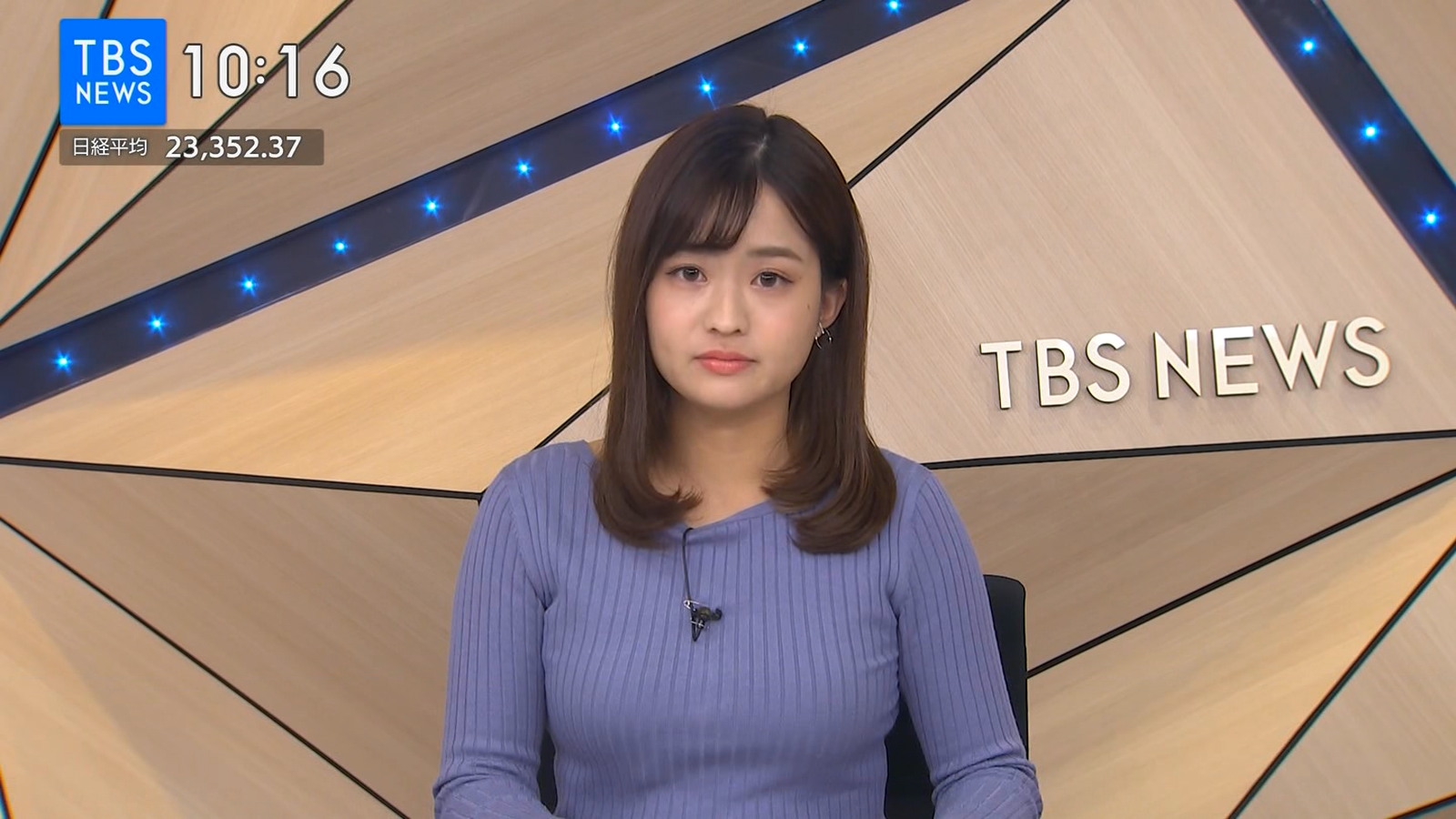 篠原梨菜アナの胸